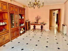 Piso en venta en Valdepeñas, Paseo de la Estacion photo 0