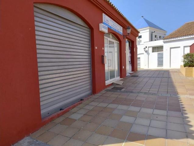 Local comercial en venta en Chiclana de la Frontera, Centro photo 0