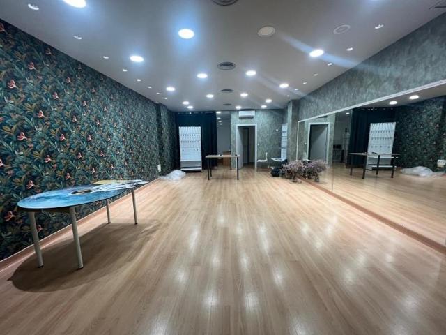 Local comercial en venta en Alicante, Ensanche - Diputación photo 0