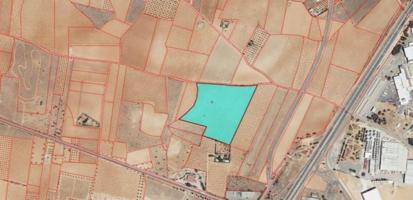 Chalet en venta en Valdepeñas, Carretera Moral photo 0