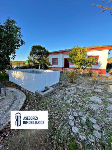 Chalet en venta en Don Álvaro, Don Alvaro photo 0