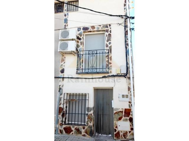 Chalet en venta en Estremera photo 0