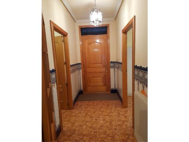 Casa en venta en Villarrobledo photo 0