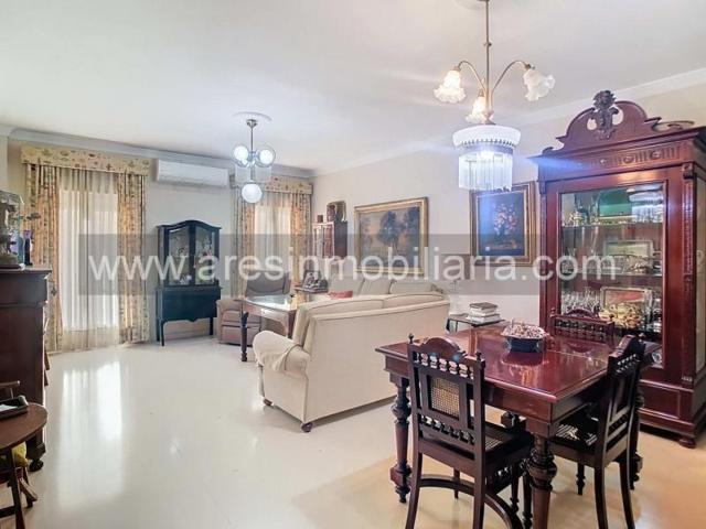 Piso en venta en Écija, Centro photo 0