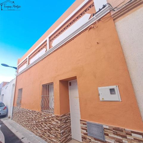 Casa en venta en Camarles, Camarles photo 0