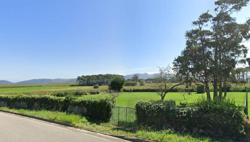 Chalet en venta en Navia, Andes photo 0