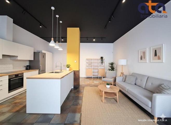 Local comercial en venta en Valladolid, Centro photo 0