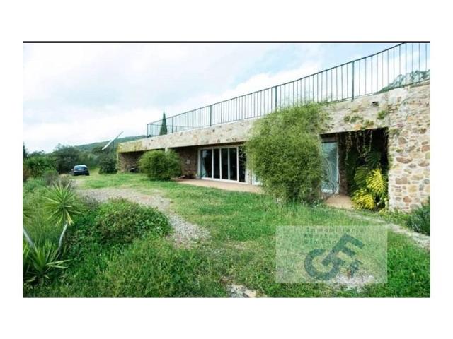 Casa con terreno en venta en Santa Eufemia photo 0