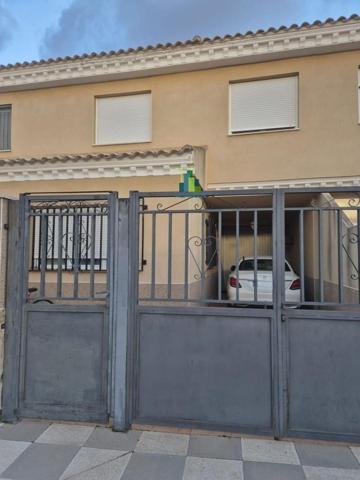 Adosada en venta en Casas de Juan Núñez, Casas De Juan Nunez photo 0