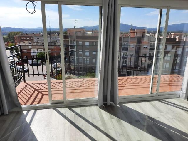 Piso en venta en Tordera photo 0