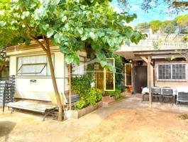 Casa en venta en Vidreres, Aiguaviva Park photo 0