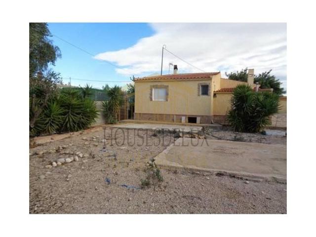Chalet en venta en Crevillent, Crevillent photo 0