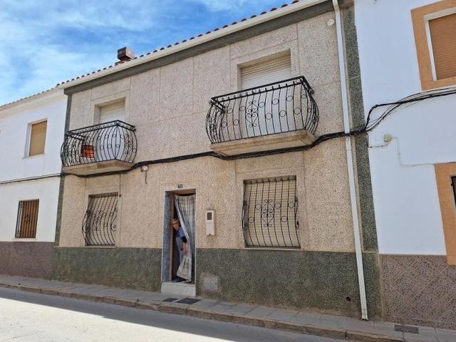 Casa en venta en Huéscar, Centro photo 0