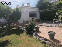 Adosada en venta en Orusco de Tajuña, Orusco photo 0