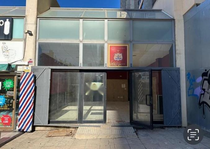 Local comercial en venta en Benidorm, Avenida del Mediterraneo photo 0