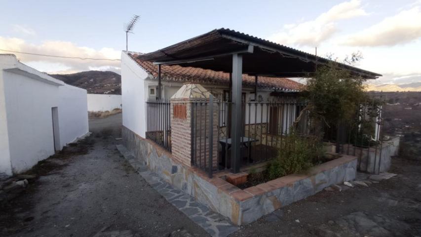 Chalet en venta en Torrox, Torrox photo 0