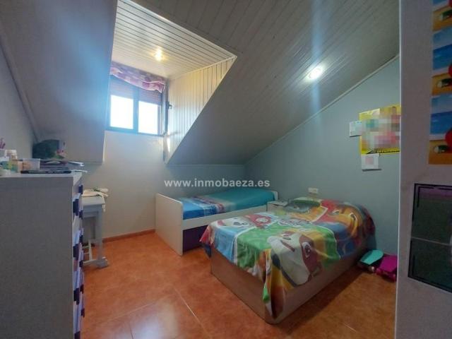 Duplex en venta en Baeza, Murallas photo 0