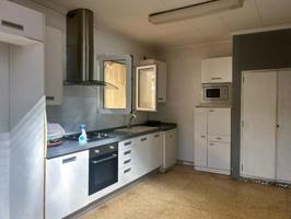 Casa en venta en La Pobla Llarga, Centro photo 0