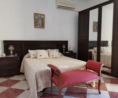 Chalet en venta en Mairena del Aljarafe, Casco Antiguo photo 0