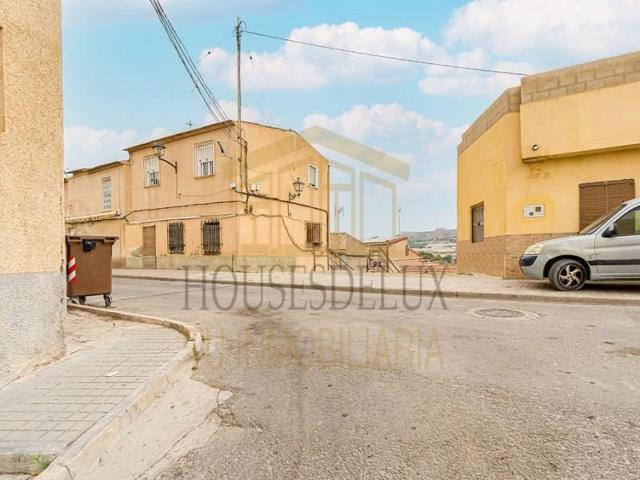 Casa en venta en Elda photo 0