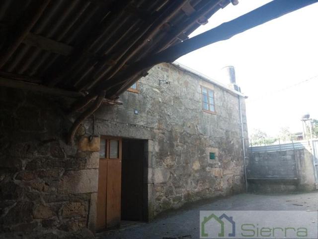 Casa con terreno en venta en Sarria photo 0