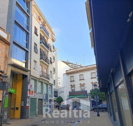 Local comercial en venta en Huelva, Centro photo 0