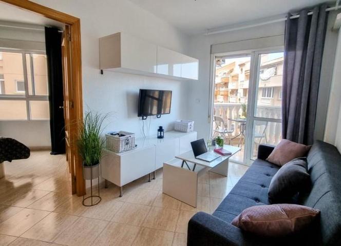 Apartamento en venta en Torrevieja, Centro photo 0