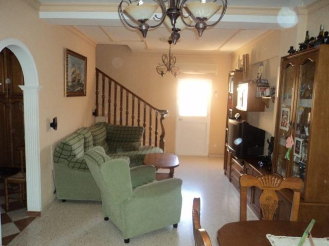 Adosada en venta en Puerto Real, Catalan photo 0