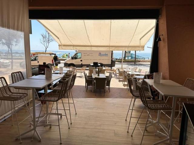 Local comercial en venta en Fuengirola, Puerto Deportivo photo 0