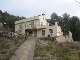 Casa en venta en Torrelles de Foix, Les llambardes photo 0