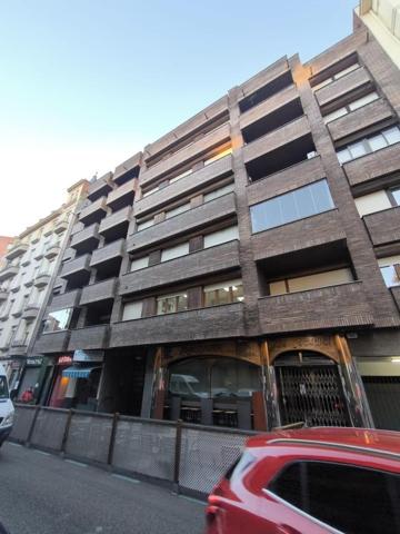 Oficina en venta en León, Centro Ciudad photo 0