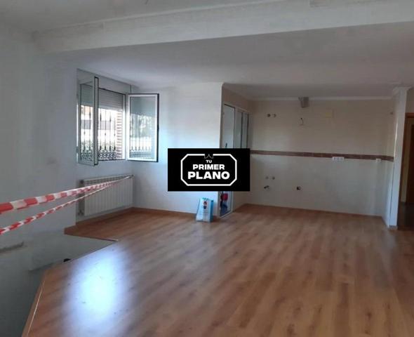 Piso en venta en Villarrobledo, Villarrobledo photo 0