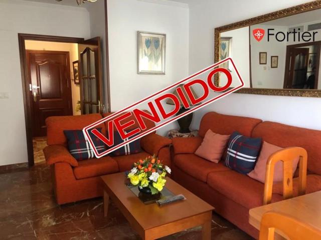 Piso en venta en Martos, Centro photo 0