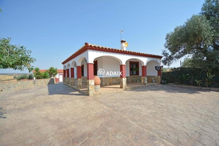 Casa con terreno en venta en Membrío, Membrío photo 0