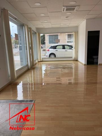 Local comercial en venta en Rota, Rota photo 0