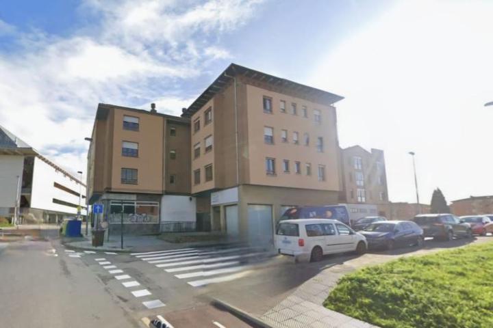 Piso en venta en Siero, Lugones photo 0