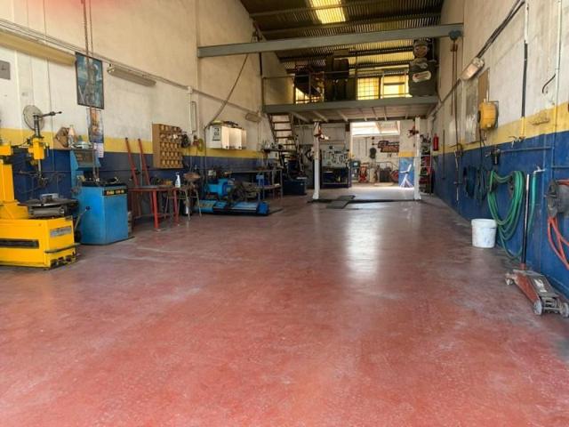 Nave industrial en venta en Torredonjimeno, Torredonjimeno photo 0