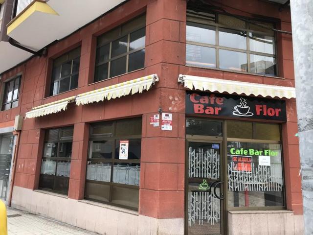 Local comercial en venta en Avilés photo 0