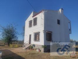 Chalet en venta en Villanueva del Duque photo 0