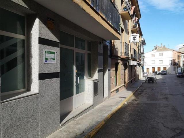 Local comercial en venta en Huete, Huete photo 0
