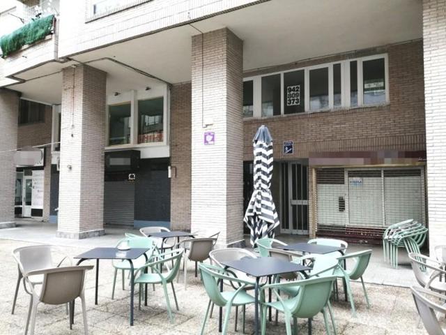 Local comercial en venta en Santander, Centro photo 0