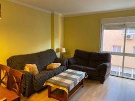 Piso en venta en Linares, Linares photo 0