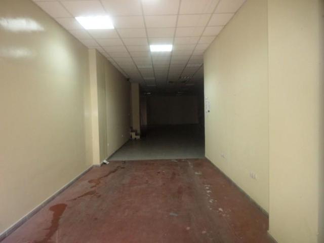 Local comercial en venta en Tomelloso, photo 0