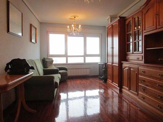 Piso en venta en Lugo, Avd. Americas photo 0