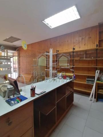 Local comercial en venta en Vigo, Balaidos photo 0