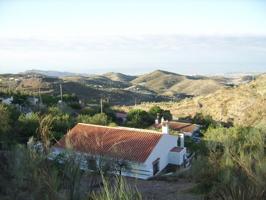 Chalet en venta en Vélez de Benaudalla, Velez De Benaudalla photo 0
