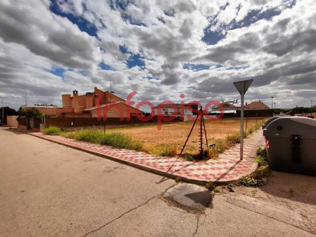 Terreno en venta en Valdepeñas, Nuevo Valdepenas photo 0