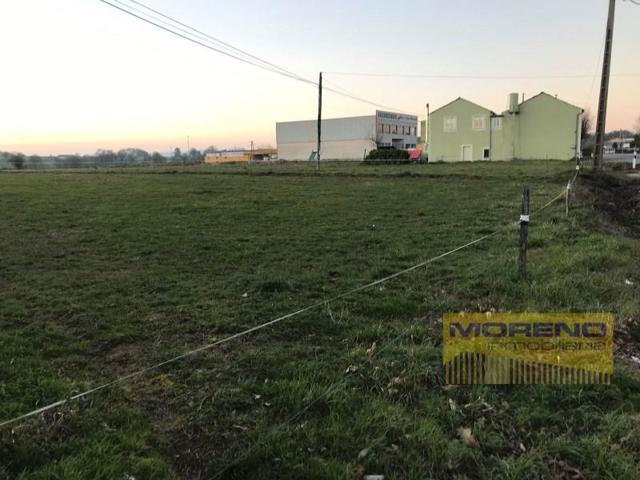 Terreno en venta en Sarria, O Oural photo 0