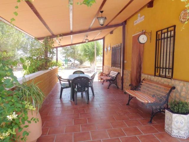 Chalet en venta en Valdepeñas, Periferia photo 0