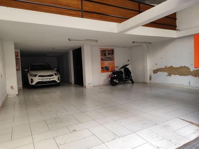 Local comercial en venta en Huelva, Centro photo 0